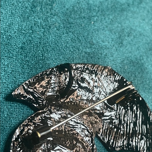 Colorful Umbrella Girl Enamel Brooch - Picture 5 of 6